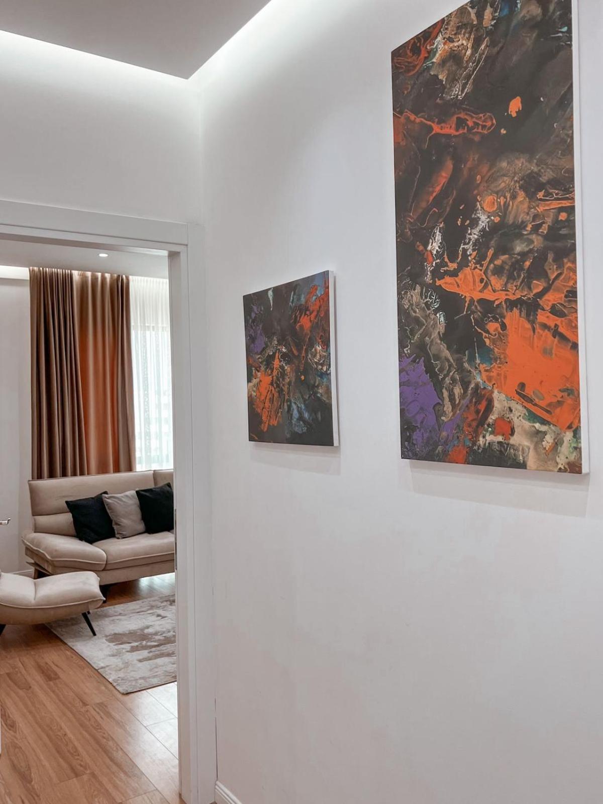 Lux Apartment At Arlis Tirana Exteriör bild